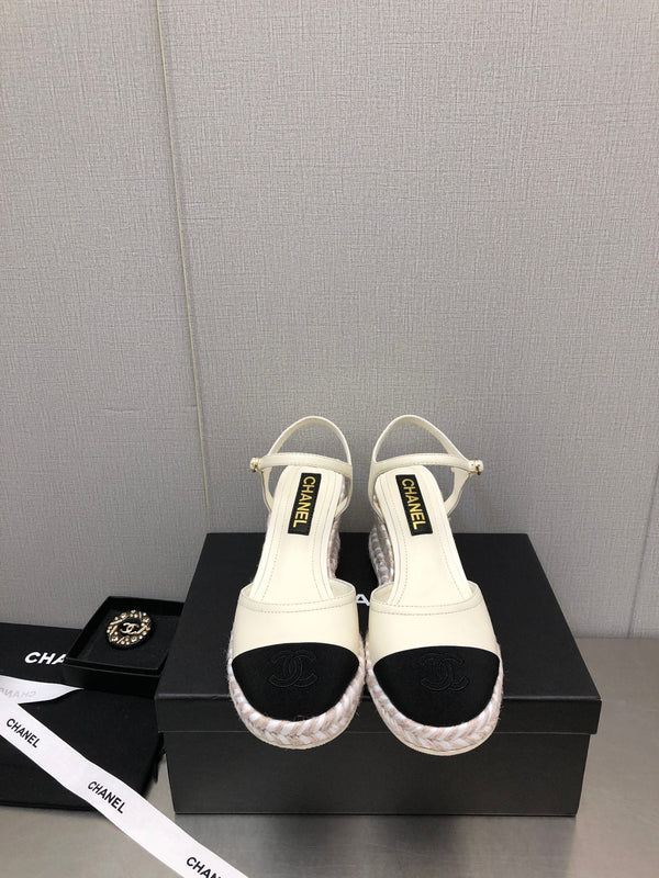 MARY JANE WEDGE WHITE LAMBSKIN