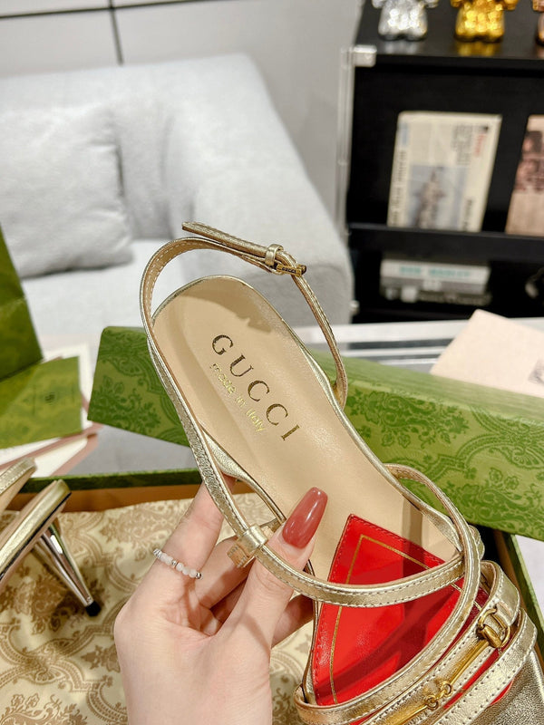 SANDALO GG CLASSIC CON TACCO A CINTURINI IN PELLE DI VITELLO ORO METALLIZZATO