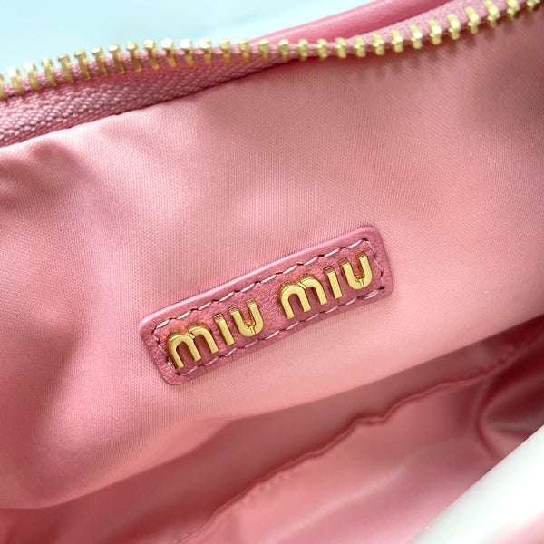 miuwander hobo 23 pink matelasse leather