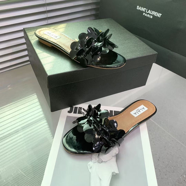 Alaia 25 Flower Slippers Glossy Black Sheepskin 293160