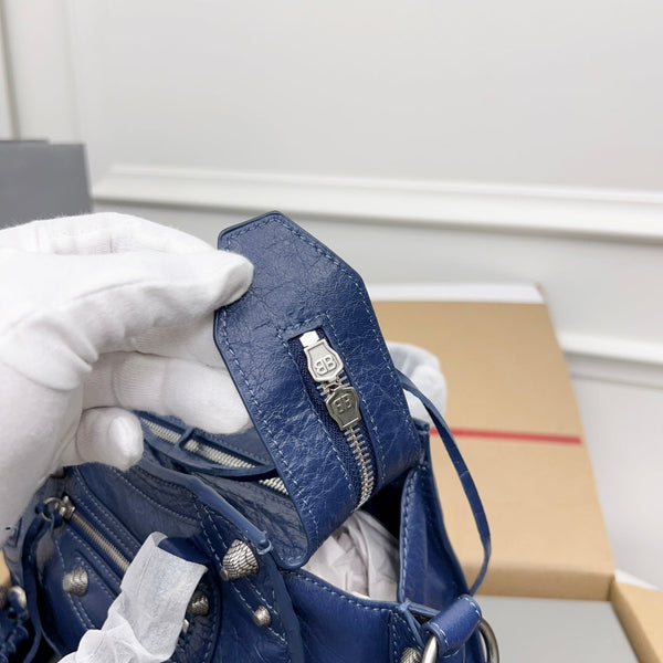 NEO CAGOLE 26 IN PELLE DI AGNELLO BLU MARINO