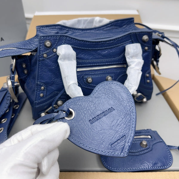 NEO CAGOLE 26 IN PELLE DI AGNELLO BLU MARINO