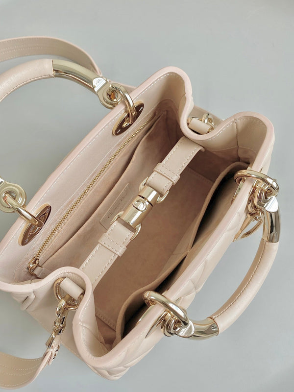 BORSA A MANO LADY 25 IN PELLE DI VITELLO BEIGE