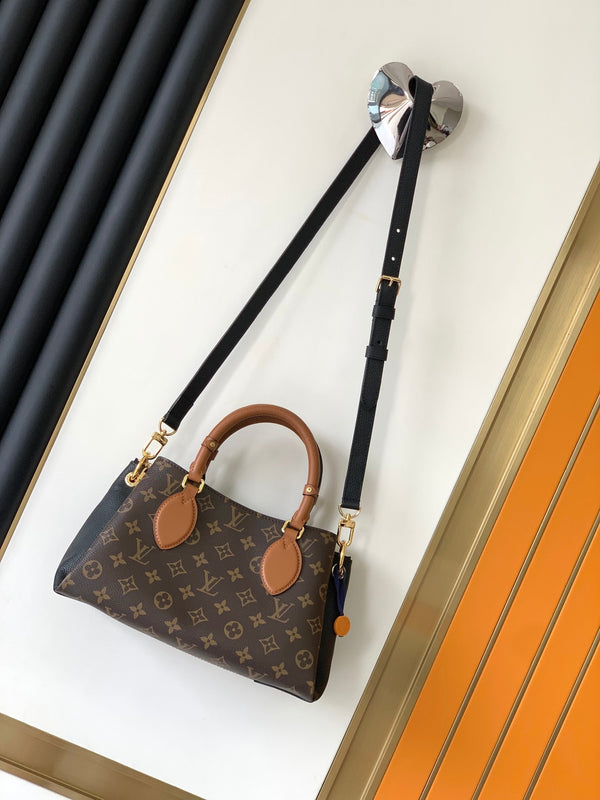 LV Opéra Handbag 26cm Monogram Canvas & Cowhide GHW