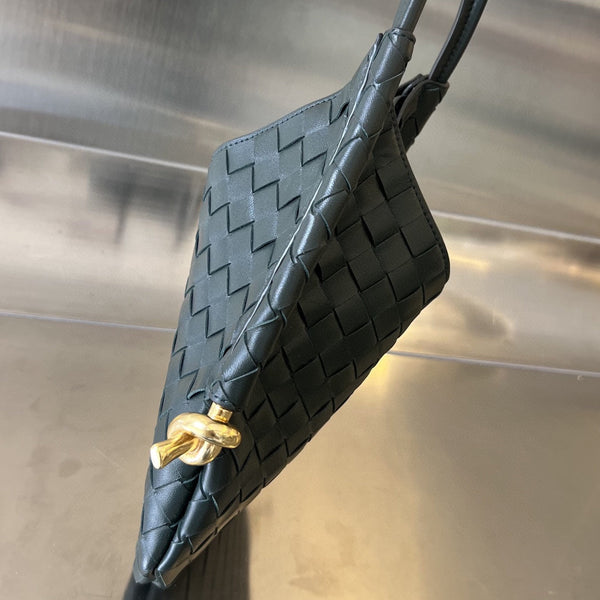 MINI SOLSTICE 30 PELLE DI AGNELLO NERA