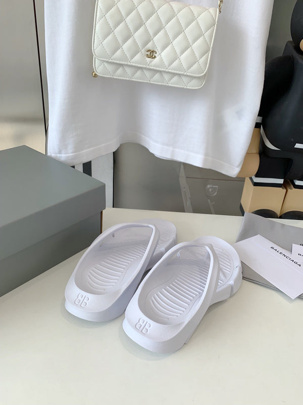 SANDALI INFRADITO IN GOMMA BIANCA