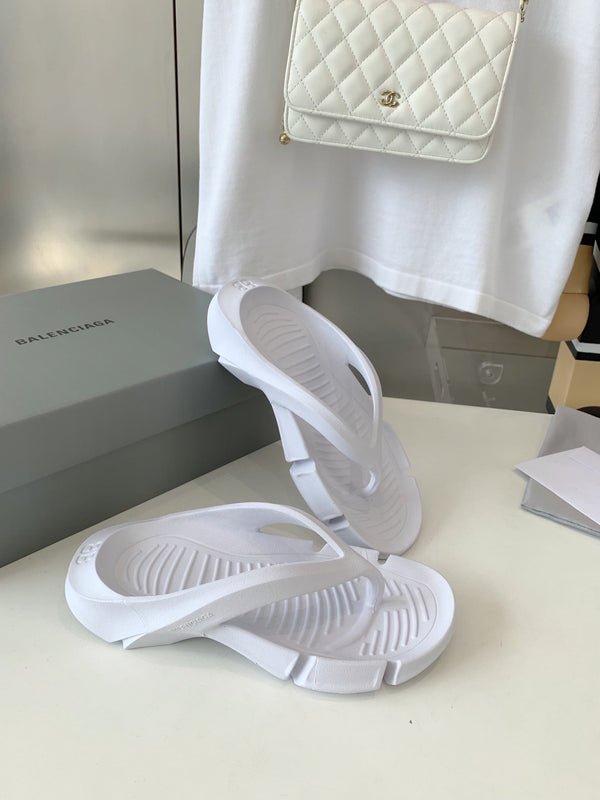 SANDALI INFRADITO IN GOMMA BIANCA