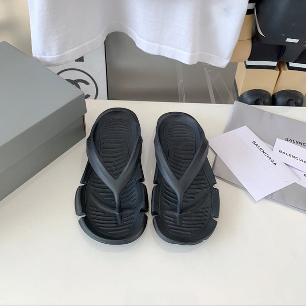 SANDALI INFRADITO IN GOMMA NERA