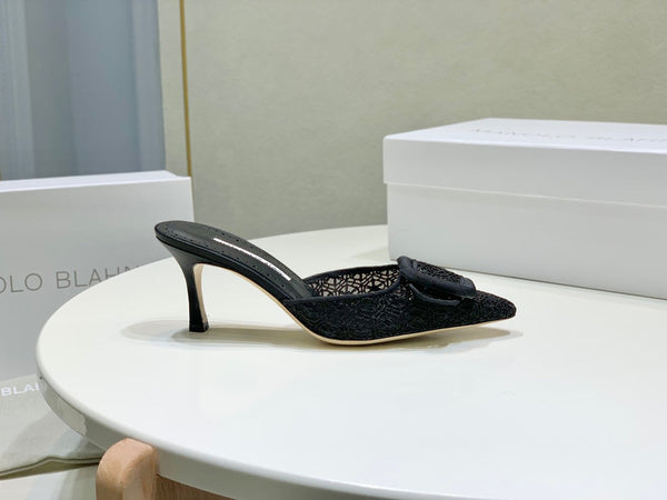 Manolo Mules 7cm Black Hollow Lace Leather Bottom 451197