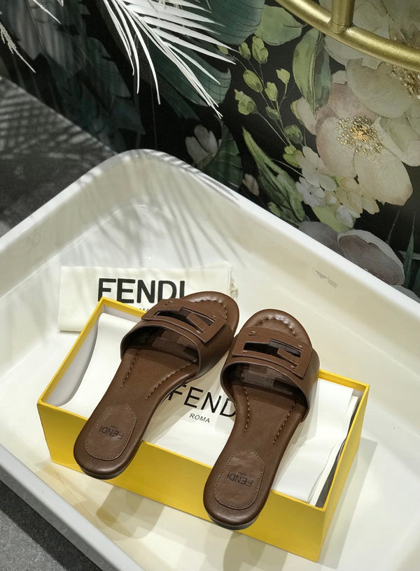 FENDI BAGUETTE SLIDES IN COFFEE BROWN LAMBSKIN