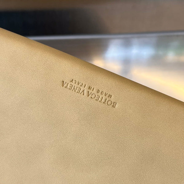 BORSA MARRONE MEDIA 32 IN PELLE DI VITELLO KRAFT