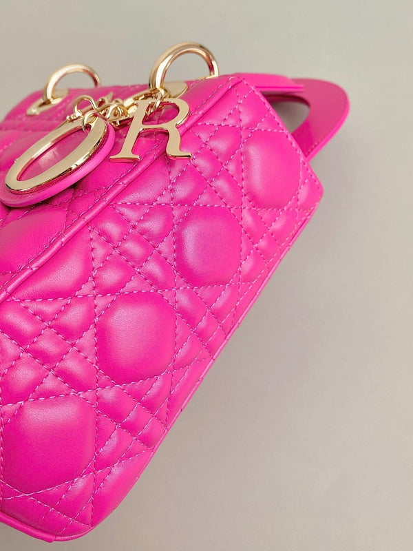 BORSA A MANO MEDIA LADY 20 IN PELLE DI AGNELLO ROSA SCURO