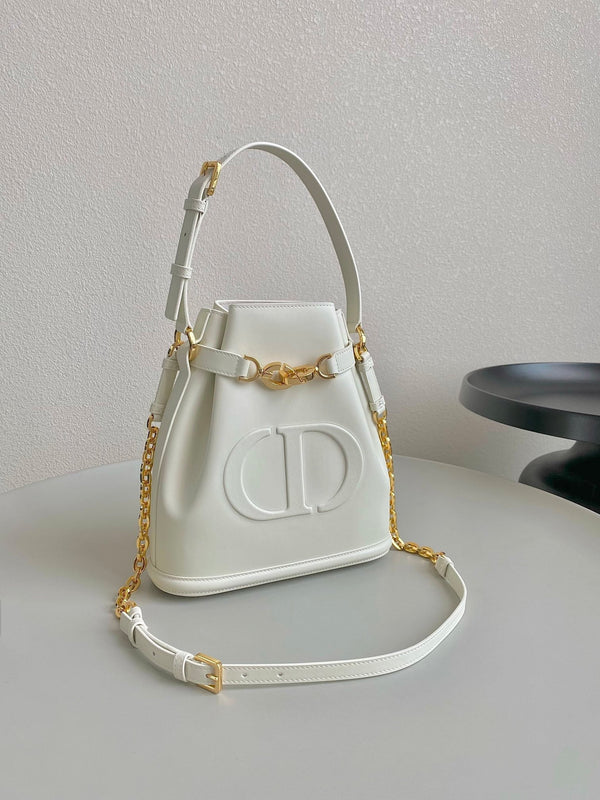 MEDIUM C'EST 24 IN PELLE DI VITELLO GOFFRATA CD BIANCA