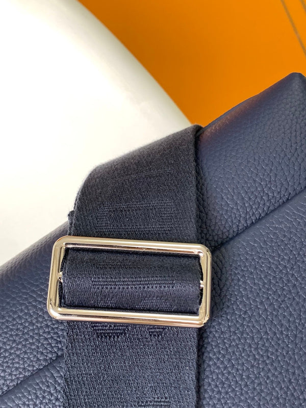 LV Fastline Messenger Bag 23.5 Blue Cowhide HW