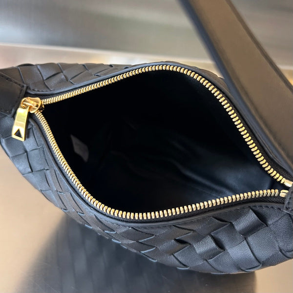 WALLACE 22 BAG IN BLACK CALFSKIN