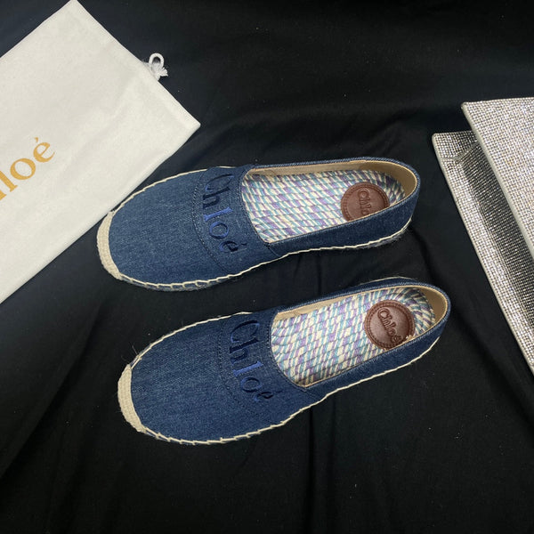 CHLOÉ WOVEN LOAFER IN NAVY BLUE DENIM AND COLORFUL RAFFIA