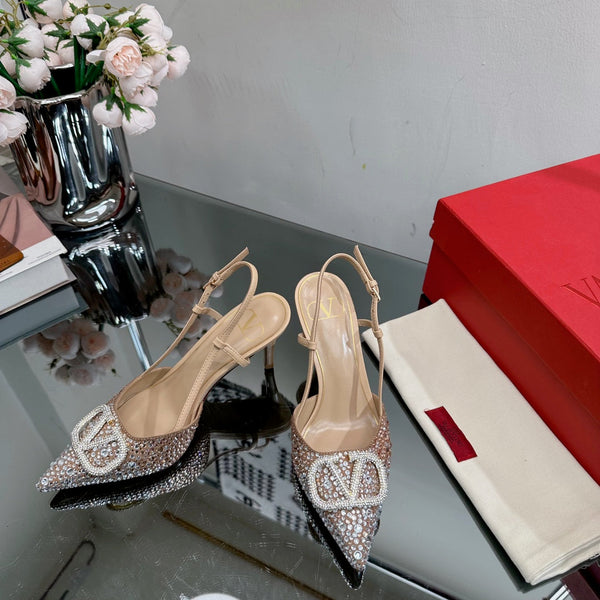 Vlogo Signature Slingback 70 in pelle di vitello beige con cristalli