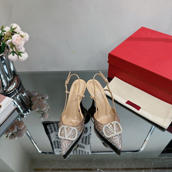 Vlogo Signature Slingback 70 in pelle di vitello beige con cristalli