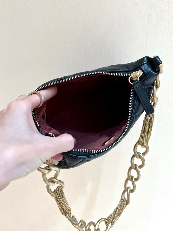 CC 23A Advanced Handicraft24cm Black Sheepskin Light GHW