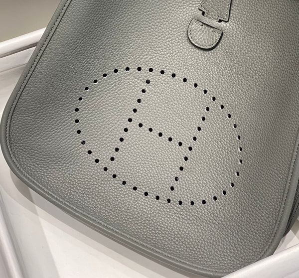 Evelyne 29cm Grey Togo Shw