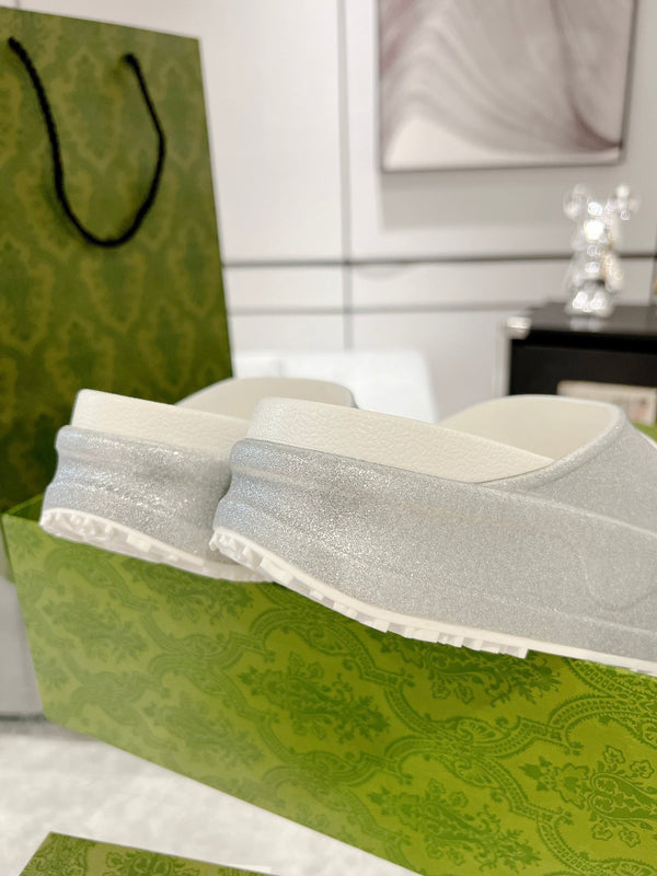 GC 25 Interlocking G 50mm Slide Sandal Gray White Cowhide 292387