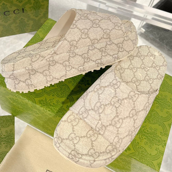 GC 25 Interlocking G 50mm Slide Sandal Monogram Beige Cowhide 292388