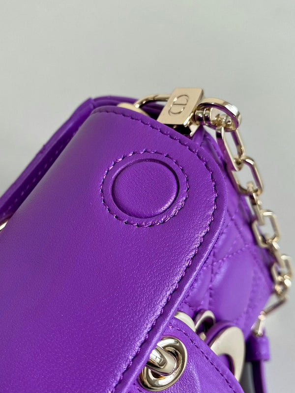 BORSA D-JOY 22 IN PELLE DI AGNELLO VIOLA