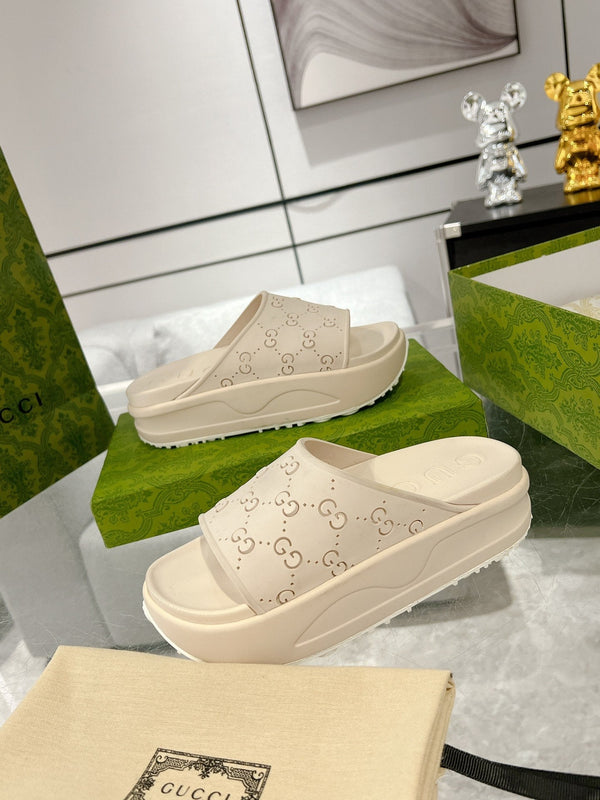GC 25 50mm Monogram Slide Sandal Beige Cowhide 292393