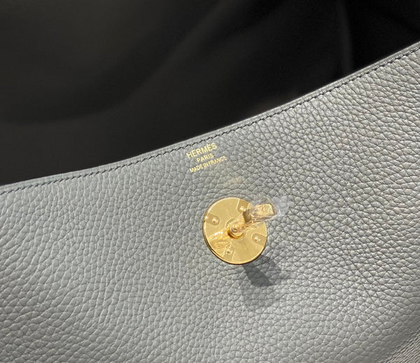 HM LINDY 30 BAG GRAY TAURILLON CLEMENCE LEATHER