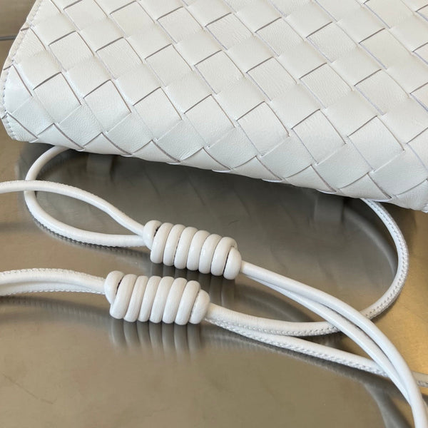 BV Mini Crossbody Bag 19cm White Calfskin Ghw