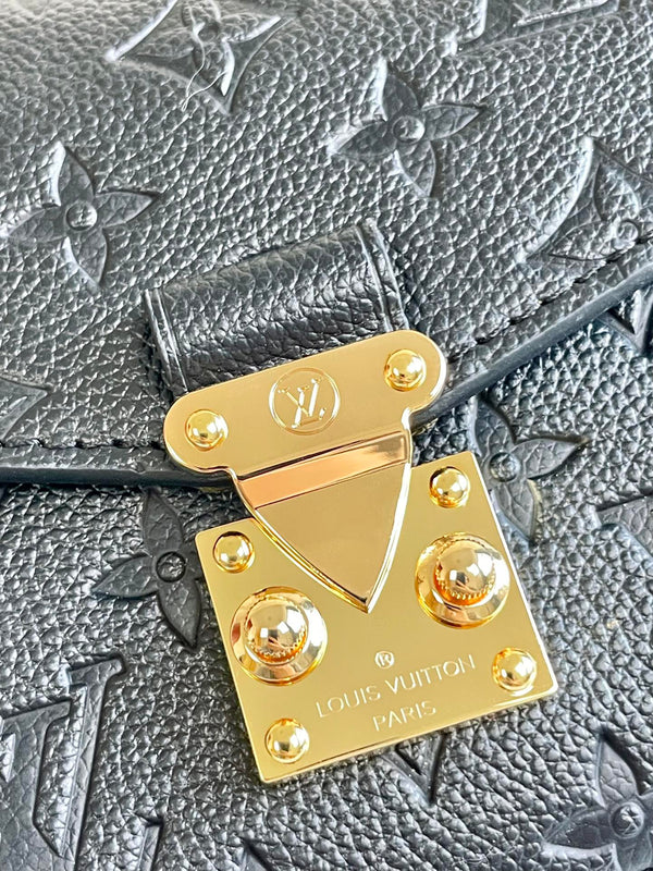 Borsa in pelle di vacchetta grana nera Metis East West 21.5