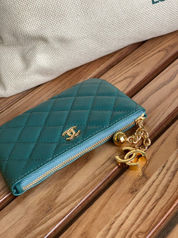 cc zipped wallet 14cm dark green caviar gold hardware