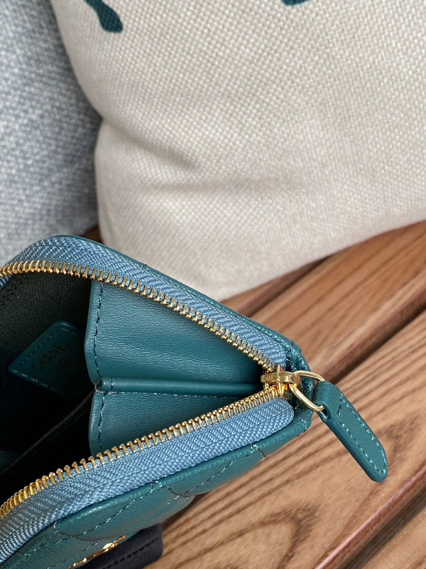 CC 22A Zippy Coin Purse Green Caviar GHW 223916