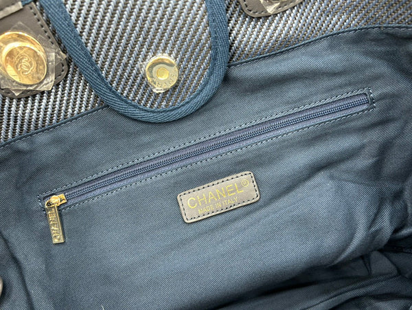 CC Deauville Tweed Bag Black Leather Gold Hardware 23