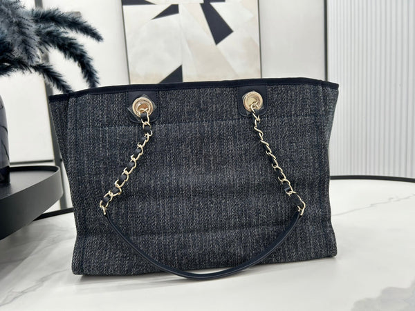 Borsa CC Deauville in tweed 33x24x14,5 cm in pelle nera con finiture dorate 27