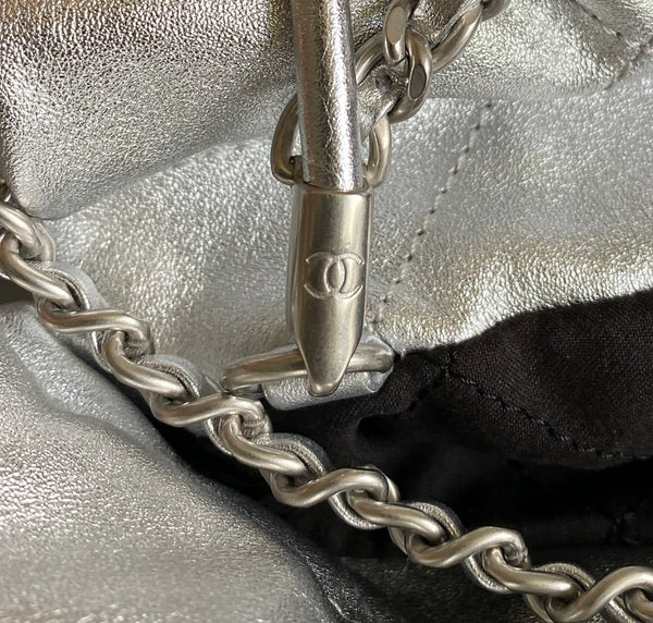 CC HOBO MINI 20CM PELLE DI AGNELLO ARGENTO