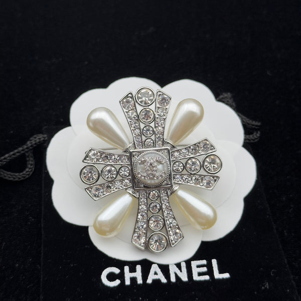 CC Brooch Silver 179953