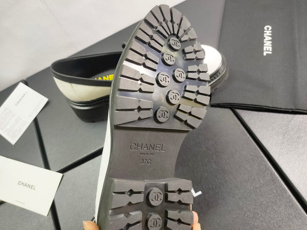 CC Moccasins 45mm White Mix Black Lambskin