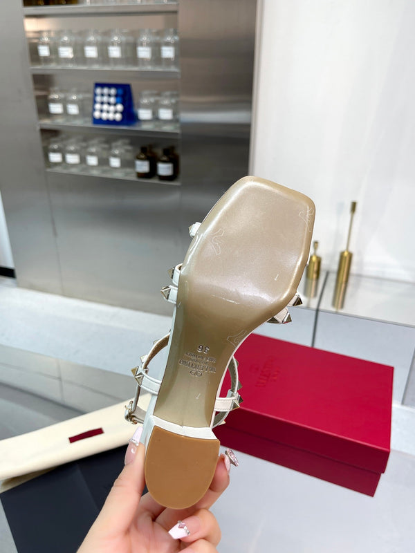 Rockstud sandals 60 with straps white beige calfskin