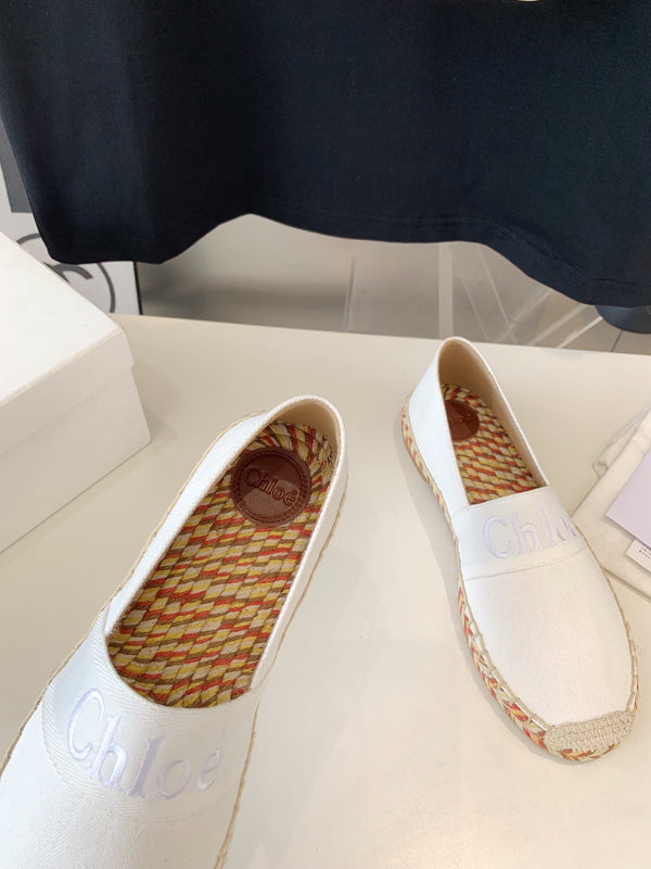 CHLOÉ LOAFER SHOES IN WHITE DENIM AND WOVEN RAFFIA