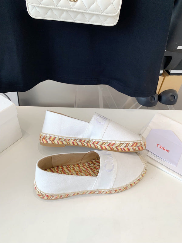 CHLOÉ LOAFER SHOES IN WHITE DENIM AND WOVEN RAFFIA