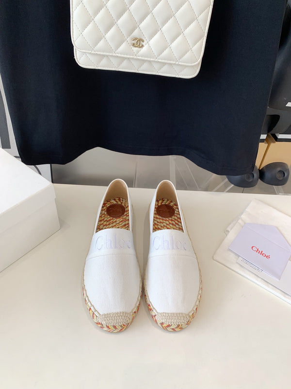 CHLOÉ LOAFER SHOES IN WHITE DENIM AND WOVEN RAFFIA