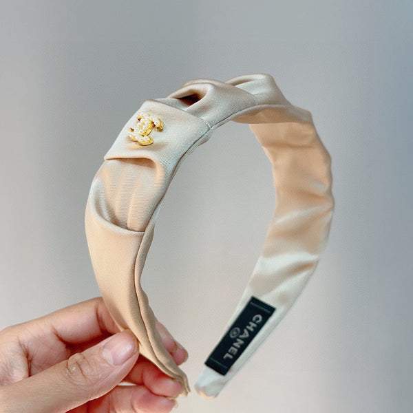 WHITE CREAM FABRIC HAIRBAND 925660