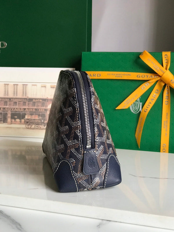 VENDÔME COSMETIC POUCH 17 IN NAVY BLUE GOYARDINE CANVAS AND CALFSKIN TRIM