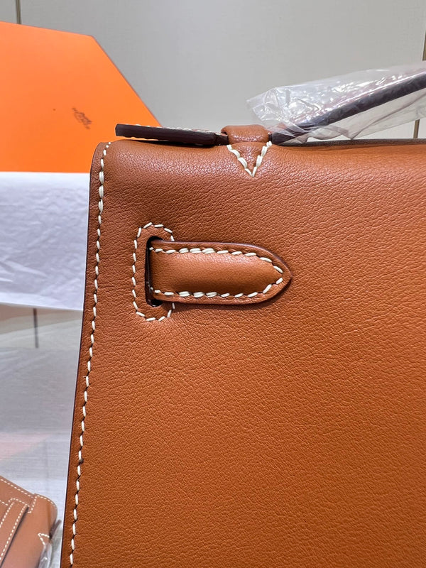 HM KELLY POCHETTE 22CM GOLD SWIFT SILVER HARDWARE