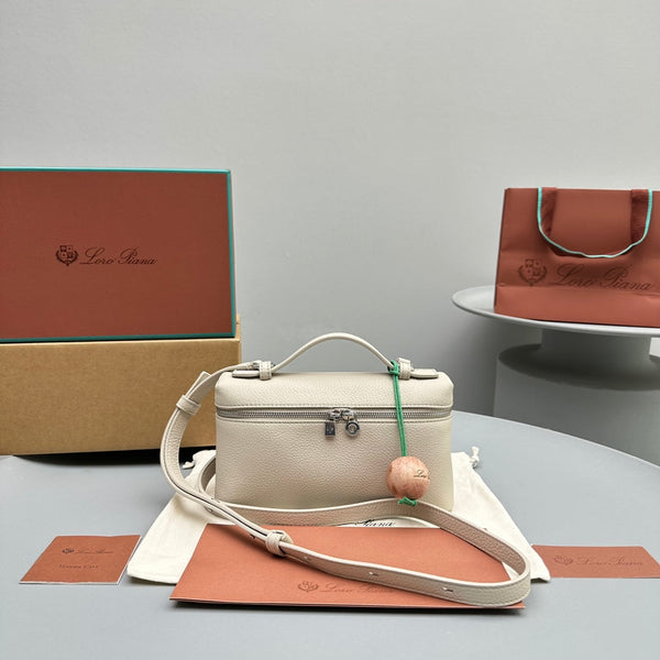 Borsa in pelle di mucca beige Extra Pocket L19