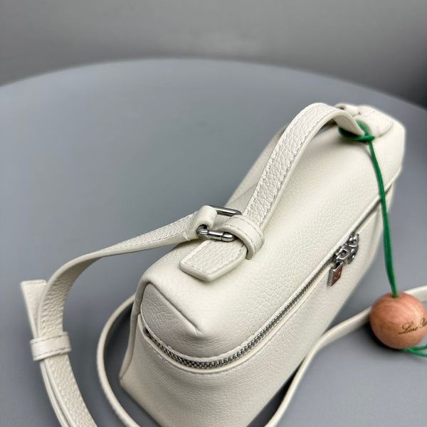 Borsa in pelle di mucca bianca Extra Pocket L19