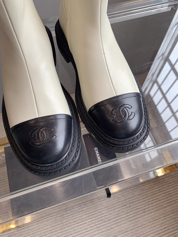 CC Cap Toe Ankle Boots Black White Cowhide 464572