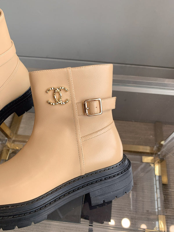 CC Cap Toe Ankle Boots Black Beige Cowhide 464571