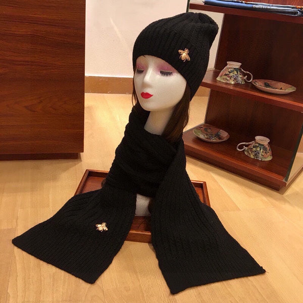 SET SCIARPA E CAPPELLO IN LANA NERA 945021